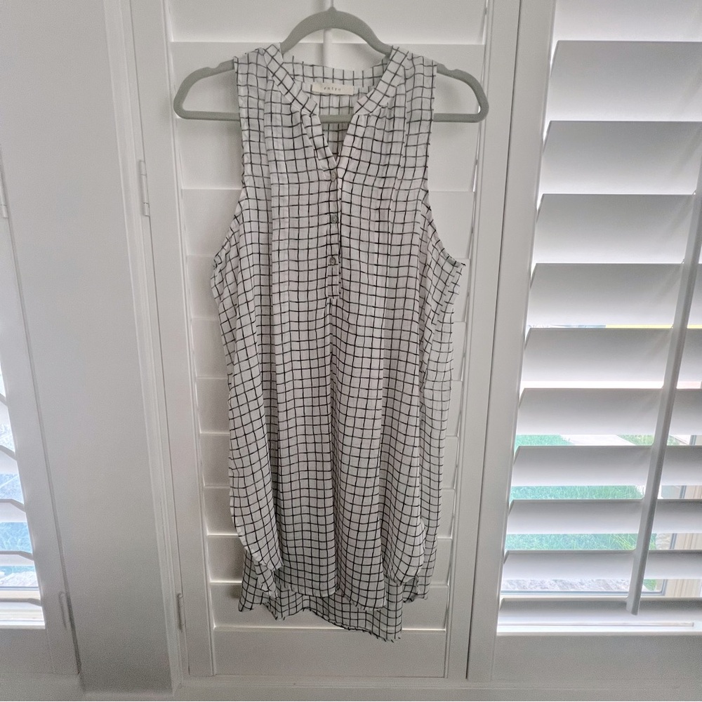 Entro - Women’s Sheer Black and White Sleeveless Tunic, Size Large